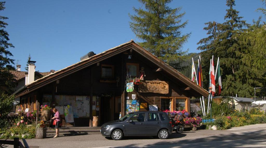 Aparthotel Camping Catinaccio Rosengarten à Pozza di Fassa Extérieur photo