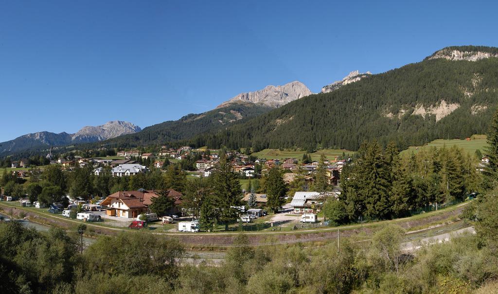 Aparthotel Camping Catinaccio Rosengarten à Pozza di Fassa Extérieur photo
