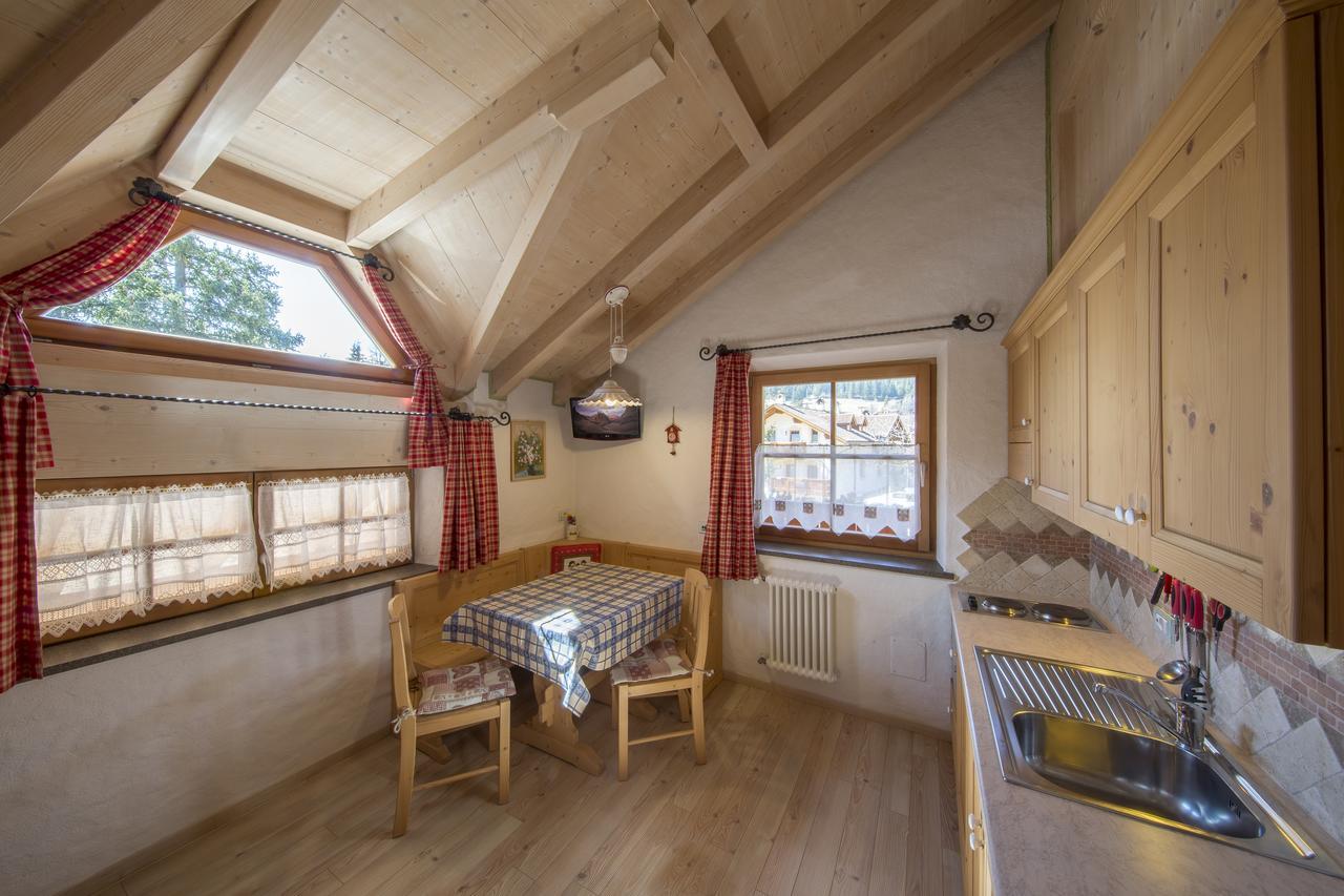 Aparthotel Camping Catinaccio Rosengarten à Pozza di Fassa Extérieur photo